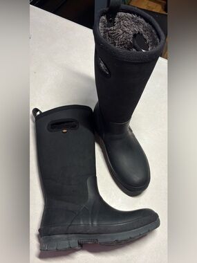 Bogs Black Women's Insulated Winter Rain Boots